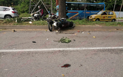 Fuerte accidente en el sector de Papi Quiero Piña