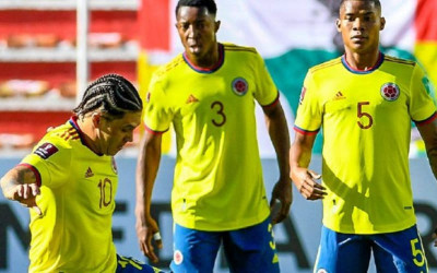 Colombia va con toda frente a Chile en eliminatorias