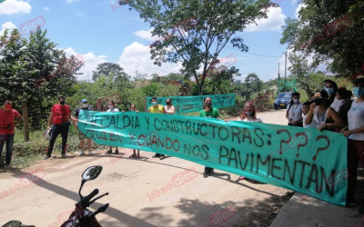 Residentes del fondo del Carrizal piden una vía digna