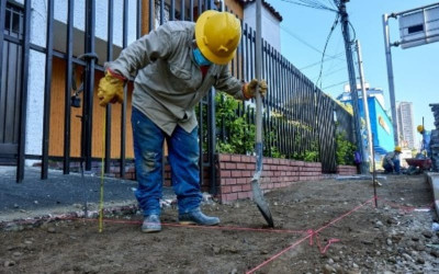 Alcaldía en contratación para recuperar espacios públicos