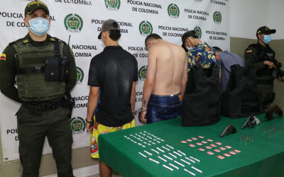 Capturados con armas, chalecos y droga en Villas de San Ignacio