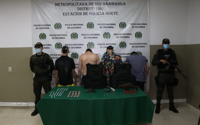 Capturados con armas, chalecos y droga en Villas de San Ignacio