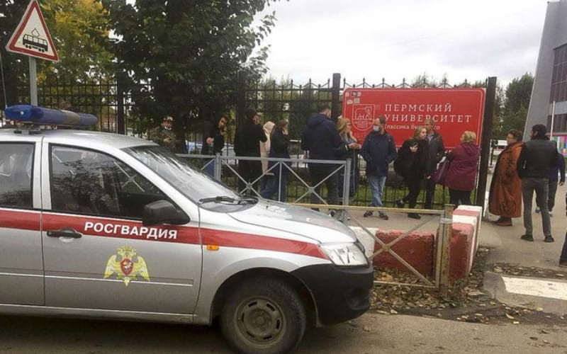Ocho muertos en un tiroteo en universidad de Rusia