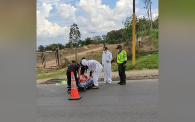 El golpe de una moto ‘apagó’ a Alba Luz vía al Aeropuerto