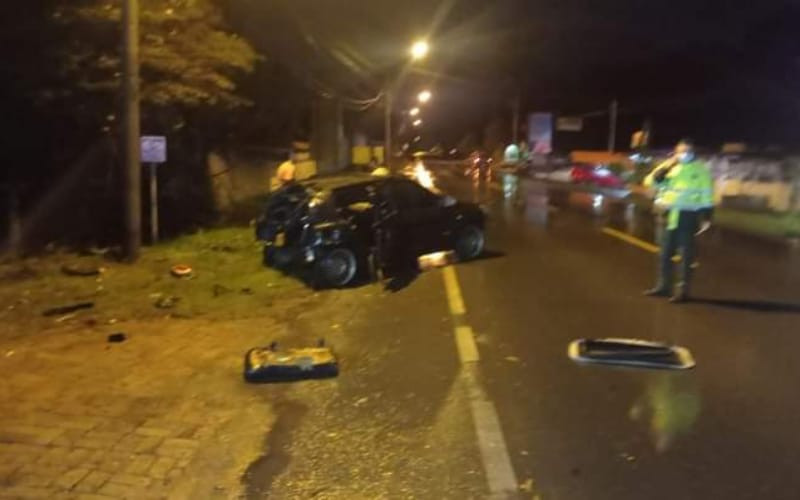 Un muerto y dos heridos en accidente vial en Barbosa