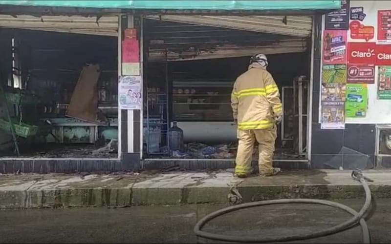 Una tienda se prendió en la Vila Olímpica de San Gil