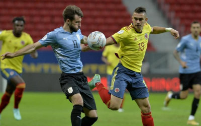 Se acerca el cara a cara de Colombia y Uruguay