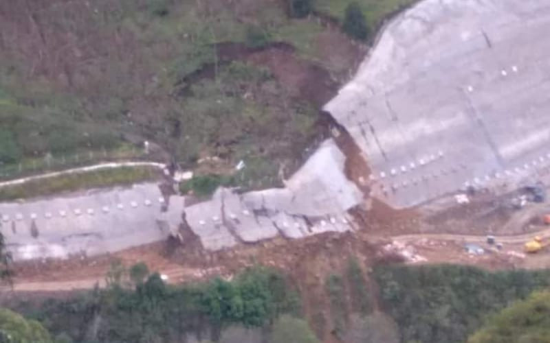 Tras derrumbes ya hay paso en la vía Bucaramanga - Cúcuta