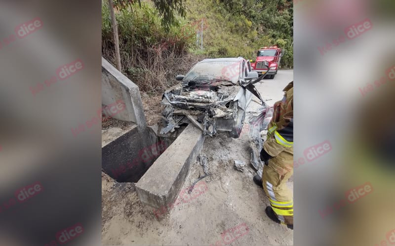 Otros dos vehículos se prendieron en Bucaramanga