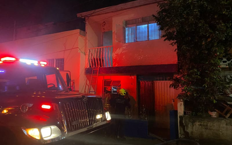 Se les prendió la casita en La Joya durante la madrugada