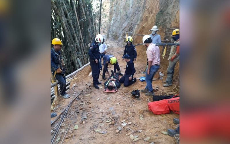 Sobrevivió a una caída de 8 metros en Bucaramanga