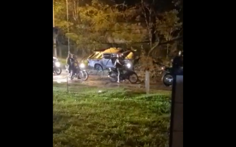 Camioneta accidentada en el sector de La Españolita