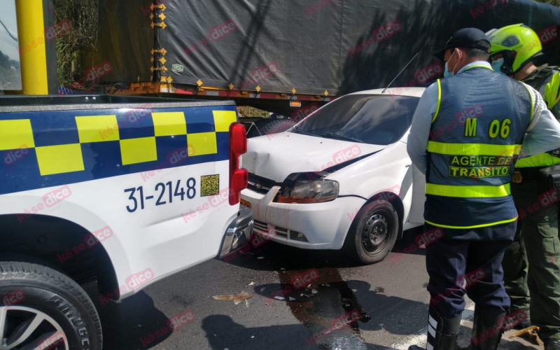 Policía lesionada en accidente en sector La Españolita