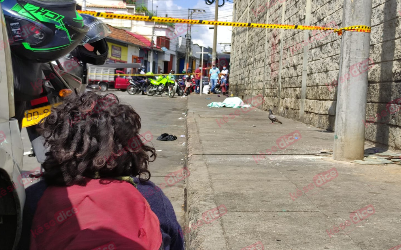 Un muerto y dos heridos en la calle 28 de Bucaramanga