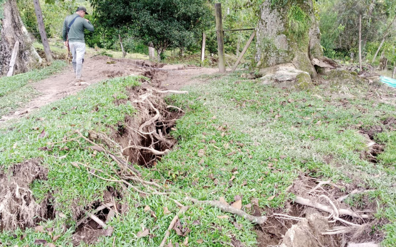 La tierra se abrió bajo sus pies en Cimitarra