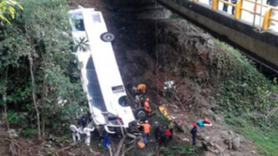 Trágico: accidente de bus dejó 7 muertos
