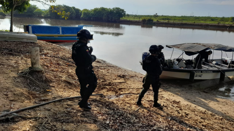 Navegaban por el río Opón con Acpm robado