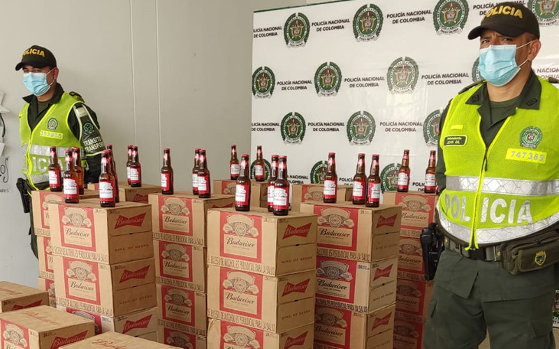 Más de 12 millones incautados en licor de contrabando