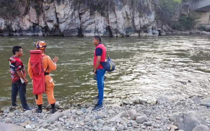 Niño de 8 años se fue arrastrado por el Río Chicamocha