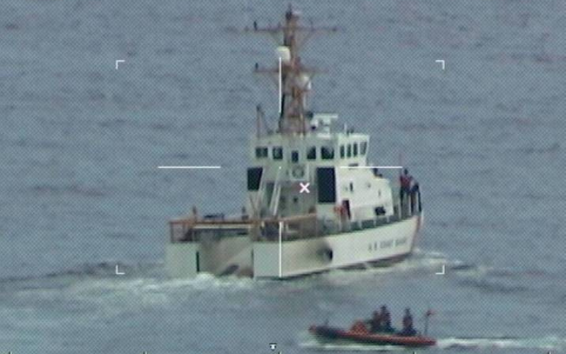 Buscan a 38 víctimas de naufragio en La Florida, EE.UU.
