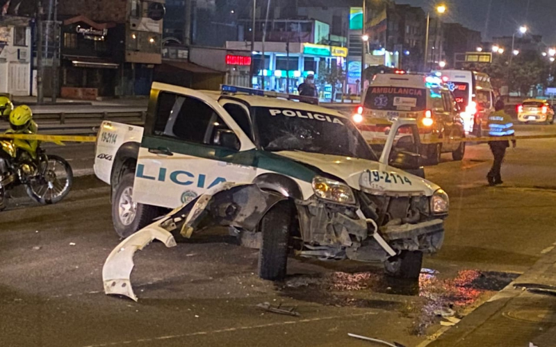 Ebrio hurtó una patrulla de la Policía y se estrelló en Bogotá