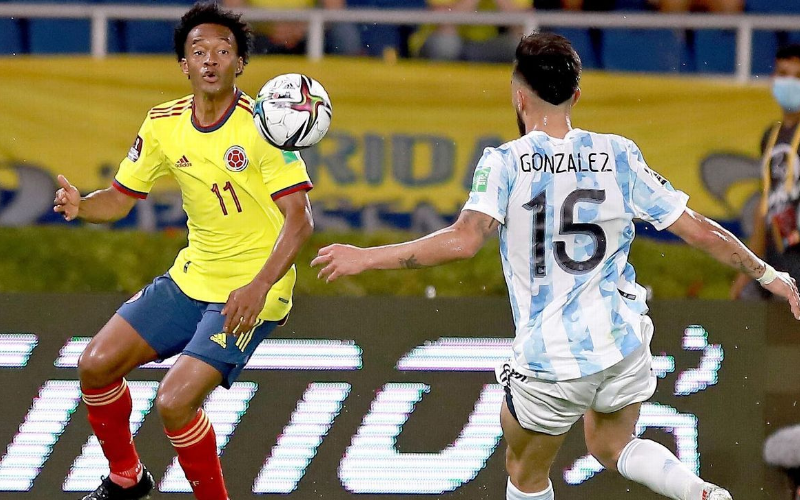 Expectativa por partido de Colombia con Argentina