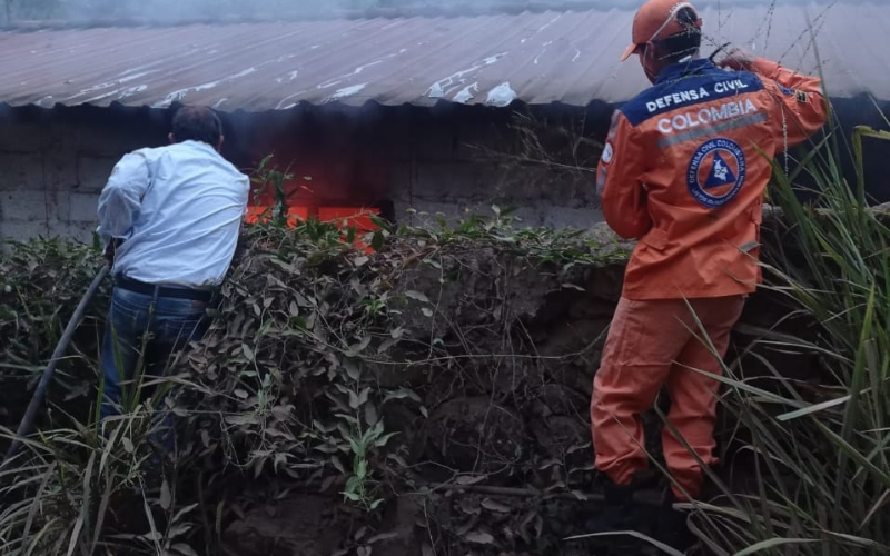 Ardió una habitación de hotel en el municipio de Curití