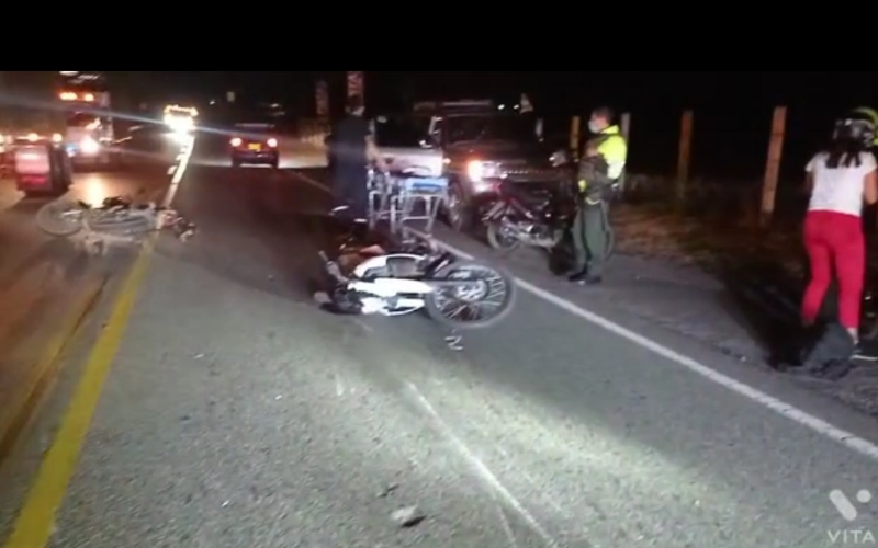 Heridos en choque entre dos motocicletas en Pinchote