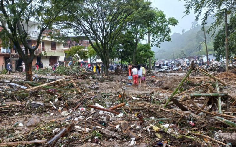 Alud deja 11 fallecidos y más de 20 heridos en Pereira