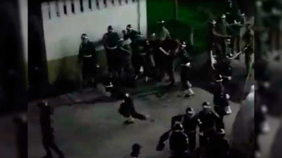 Video: Batalla campal entre soldados y Policía Militar