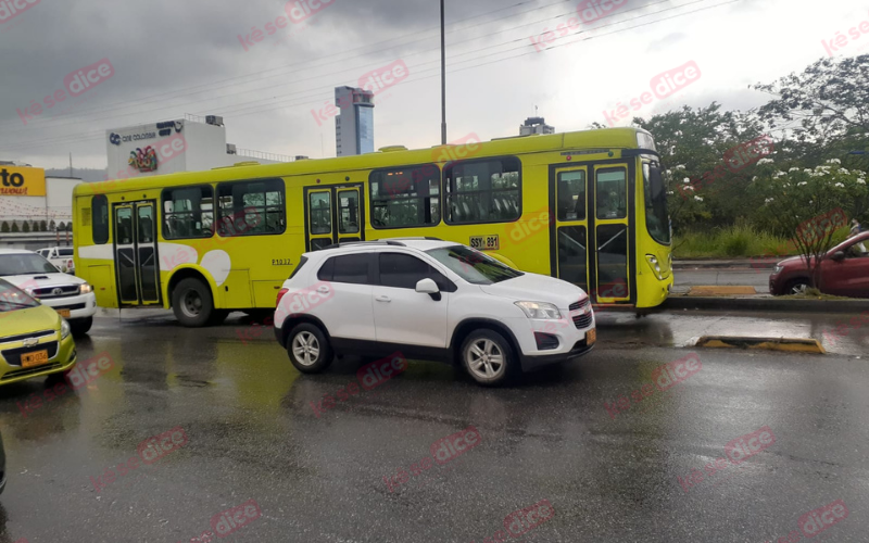 Habitante de calle se habría lanzado a un Metrolínea