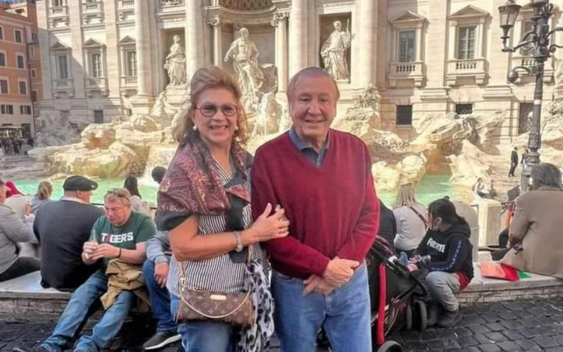 Rodolfo Hernández está en Roma para reunirse con el Papa