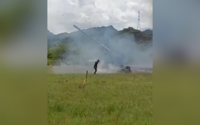 Video: Cinco soldados heridos en entrenamiento con artillería