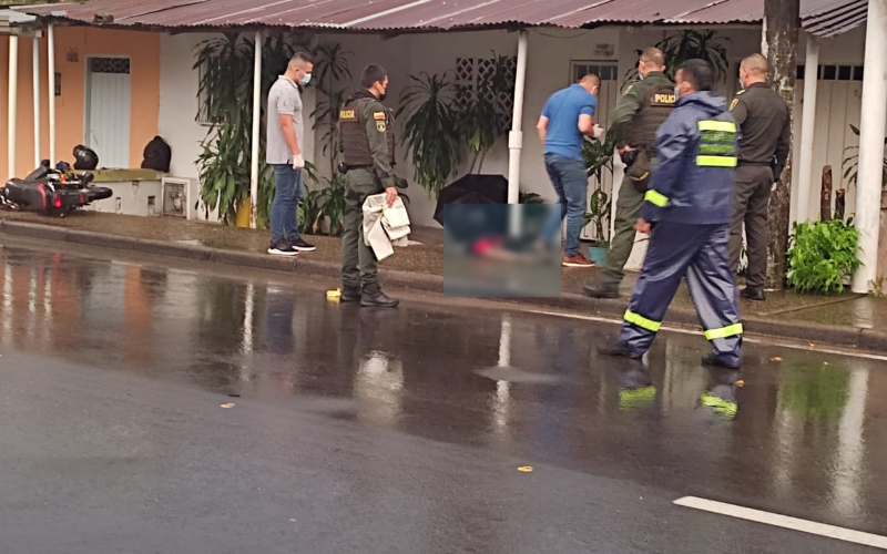 Murió en choque contra una casa en Sabana de Torres