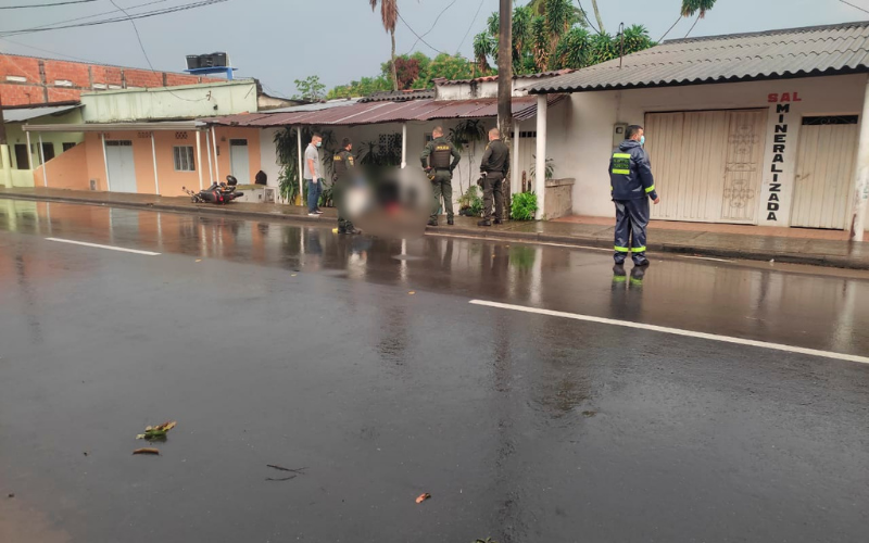 Murió en choque contra una casa en Sabana de Torres