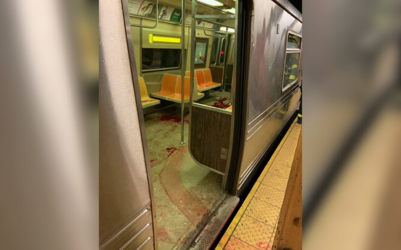 Múltiples heridos por tiroteo en metro de Nueva York