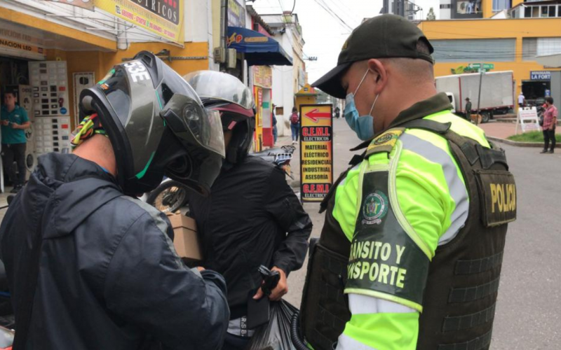 Autoridades hacen toma masiva en centro de Bucaramanga