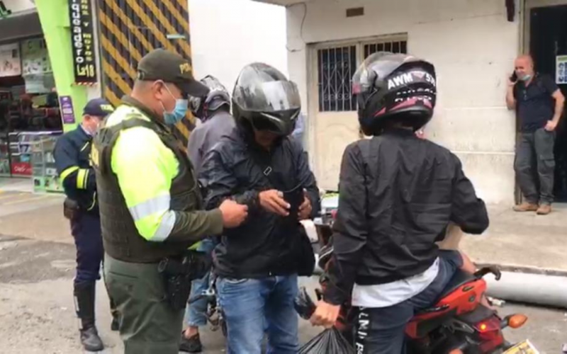 Autoridades hacen toma masiva en centro de Bucaramanga