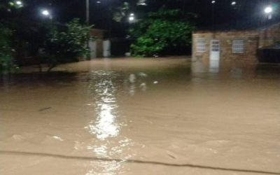 Inundaciones por aguacero en el ‘Puerto Petrolero’