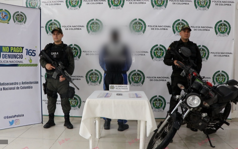 Atraparon a seis extorsionistas y ladrones de motos