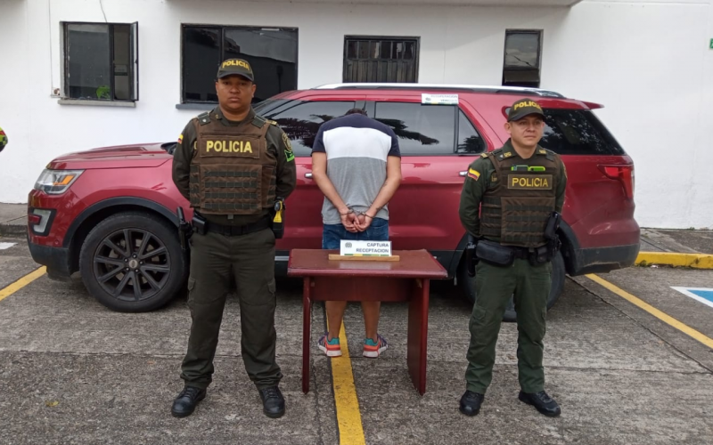 Recuperan en Floridablanca costosa camioneta robada