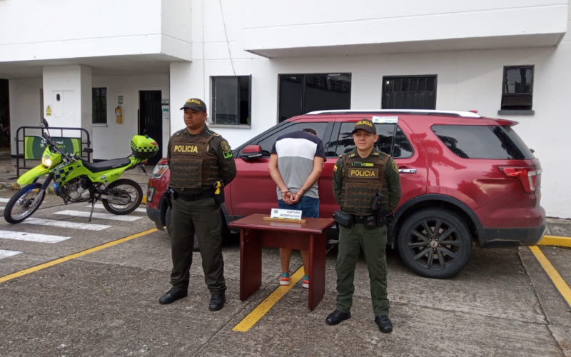 Recuperan en Floridablanca costosa camioneta robada