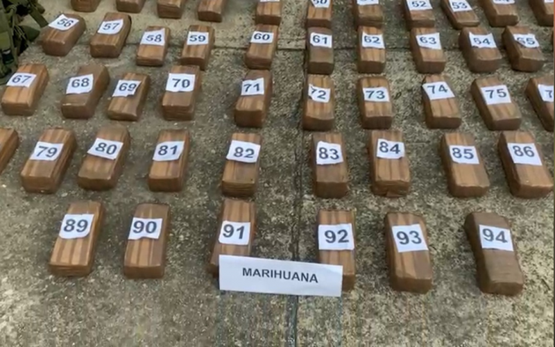 Camuflaba 63 mil dosis de marihuana en prendas militares