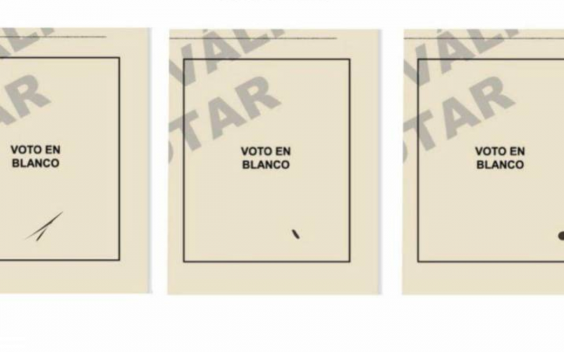 Santander: Inservibles varios tarjetones por error de imprenta