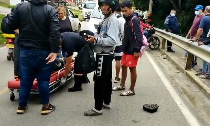 Dos heridos en accidente en la vía San Gil - Barichara