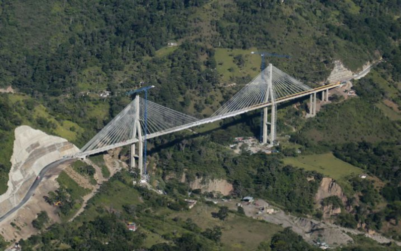 Formulan cargos a supervisora e interventor de puente Hisgaura