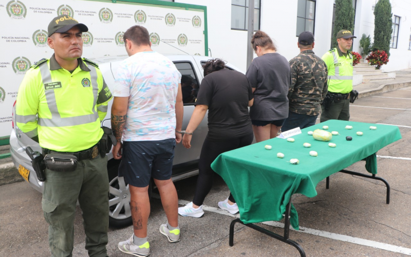 Dos extranjeros y dos colombianos capturados con coca