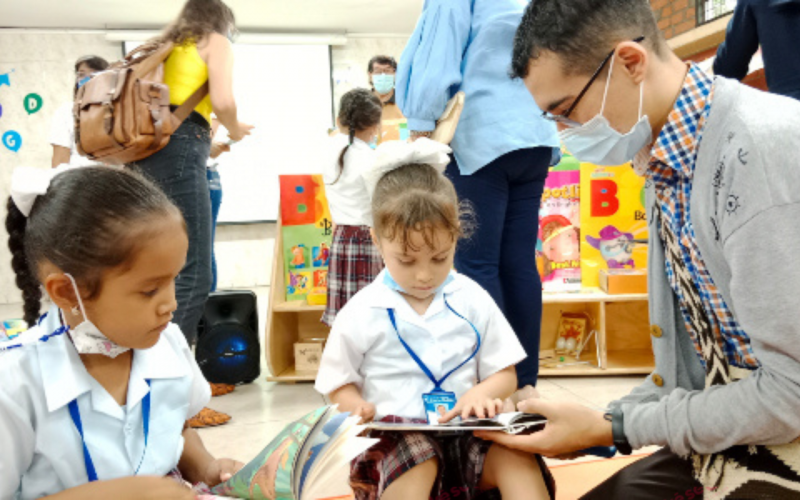 Cuatro colegios estrenan salas de lectura en Bucaramanga