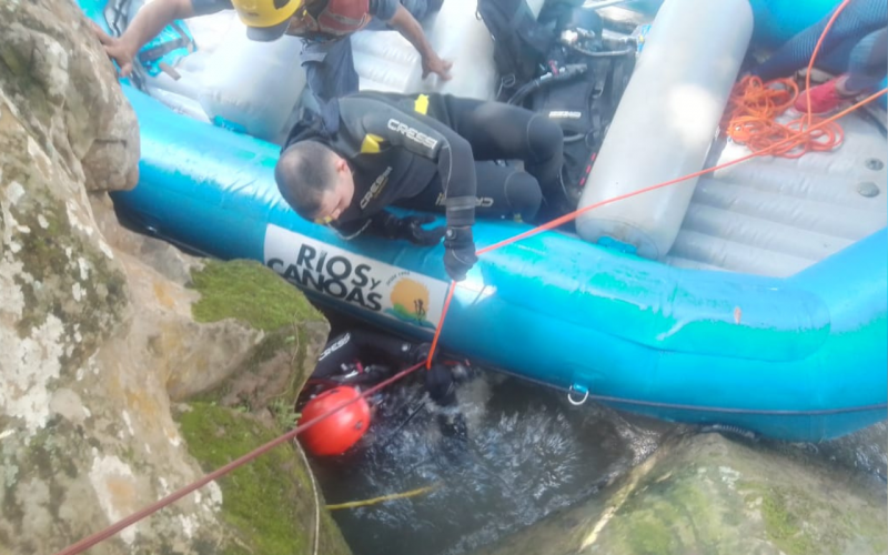 Cesaron la búsqueda de Néstor en el río Mogoticos