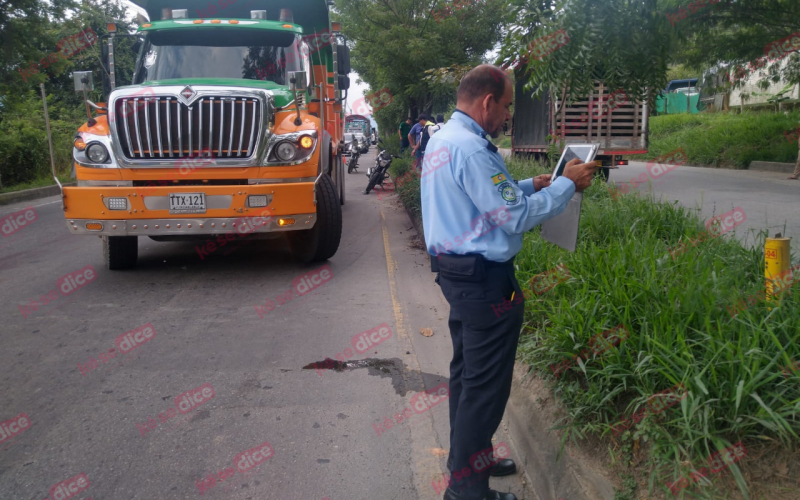 Motorizado accidentado cerca del Parque Industrial